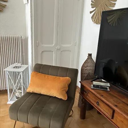 Apartment Cosy Avec Piscine ,parking Et Jardin Villeneuve-lès-Avignon