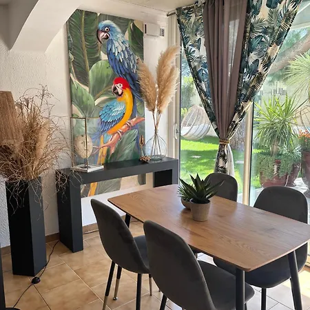 Appartement Cosy Avec Piscine ,parking Et Jardin Villeneuve-lès-Avignon