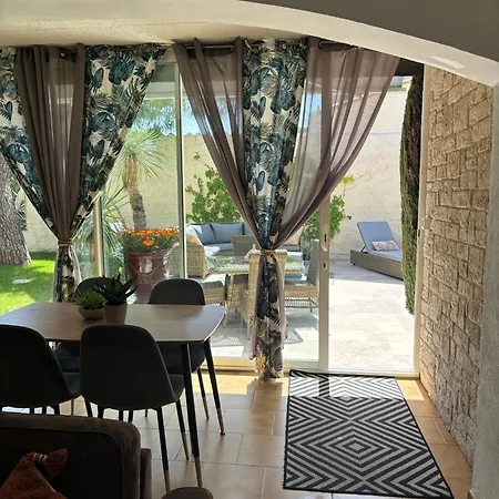 アパート Bel Appartement Avec Terrasse Aux Portes D'Avignon Piscine Et Parking