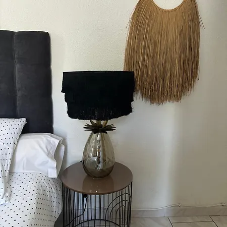 דירה Cosy Avec Piscine ,parking Et Jardin