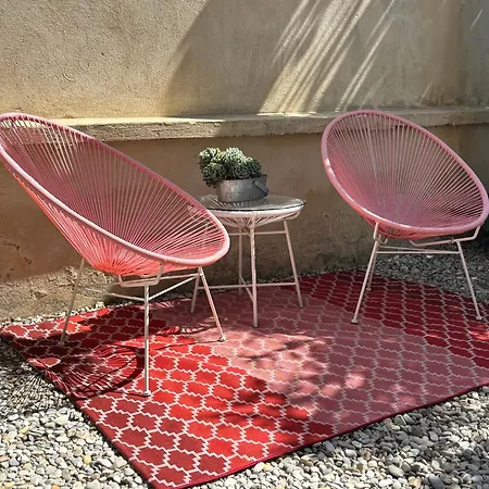Bel Appartement Avec Terrasse Aux Portes D'Avignon Piscine Et Parking