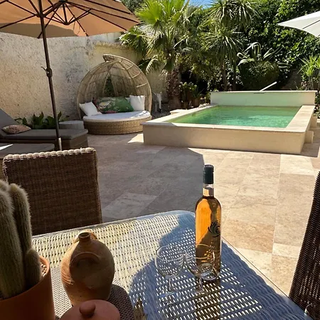 アパート Bel Appartement Avec Terrasse Aux Portes D'Avignon Piscine Et Parking *